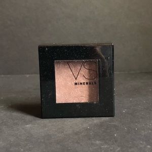 🌿 Victoria’s Secret Eyeshadow (Coco)